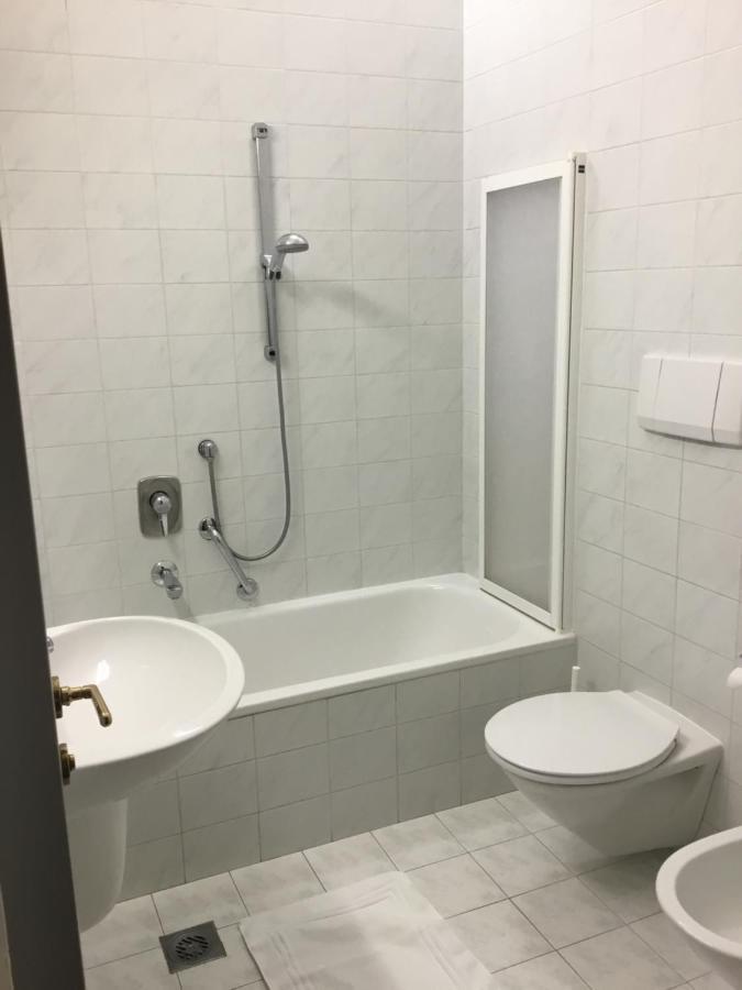 Hotel Adria Bolzano Esterno foto