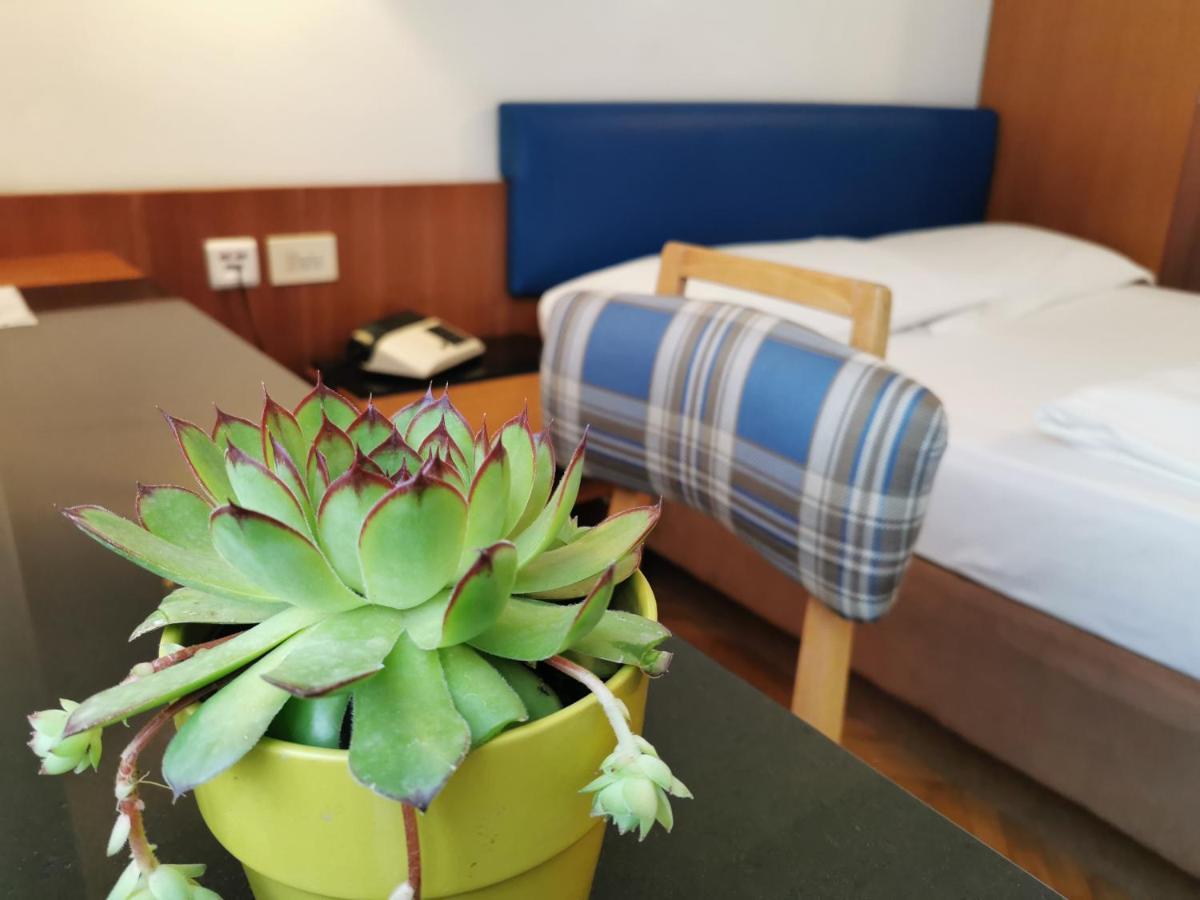 Hotel Adria Bolzano Esterno foto